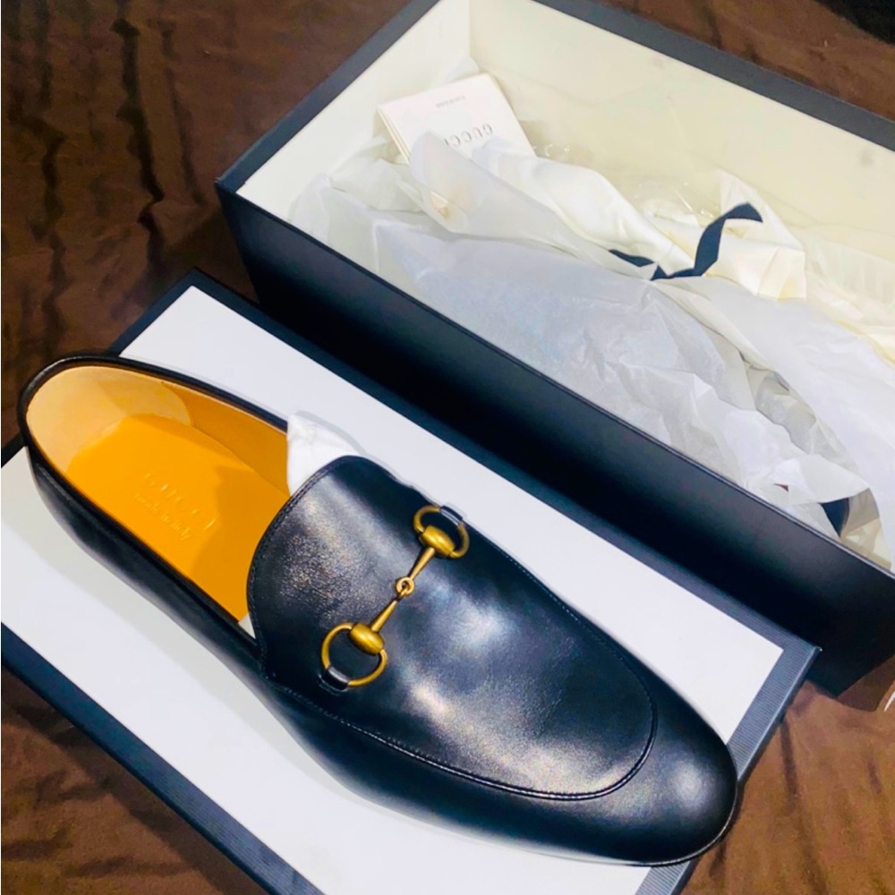 Authentic Gucci Men’s Black Leather